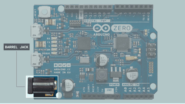Разъём barrel jack платы Arduino Zero.