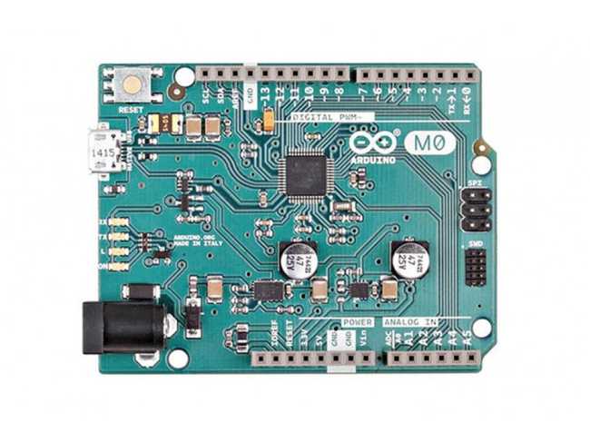 Плата Arduino M0