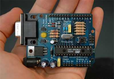 Arduino Serial Board. Фото: Nicholas Zambetti