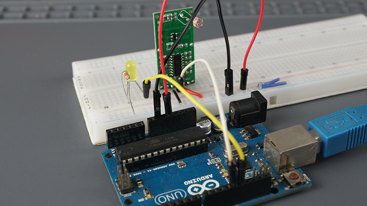 Arduino с RCWL-0516 — макетная плата