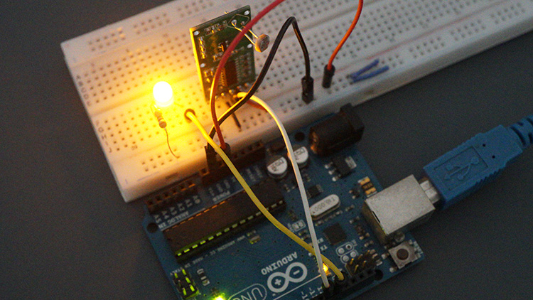Arduino RCWL-0516 с фоторезистором — обнаружение движения