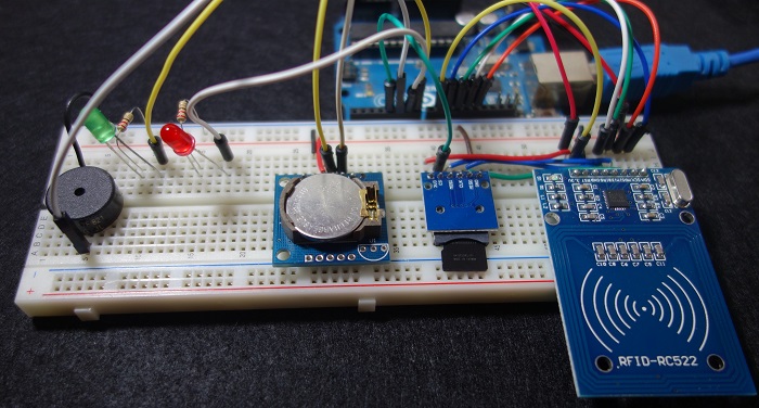 Собранная схема системы учета рабочего времени с RFID
