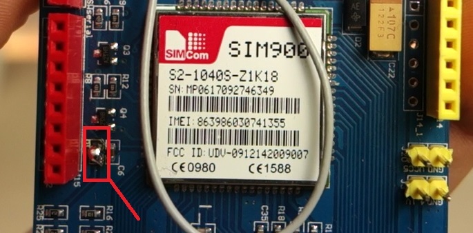Пайка соединения R13 на SIM900 GSM Shield для автоматического включения