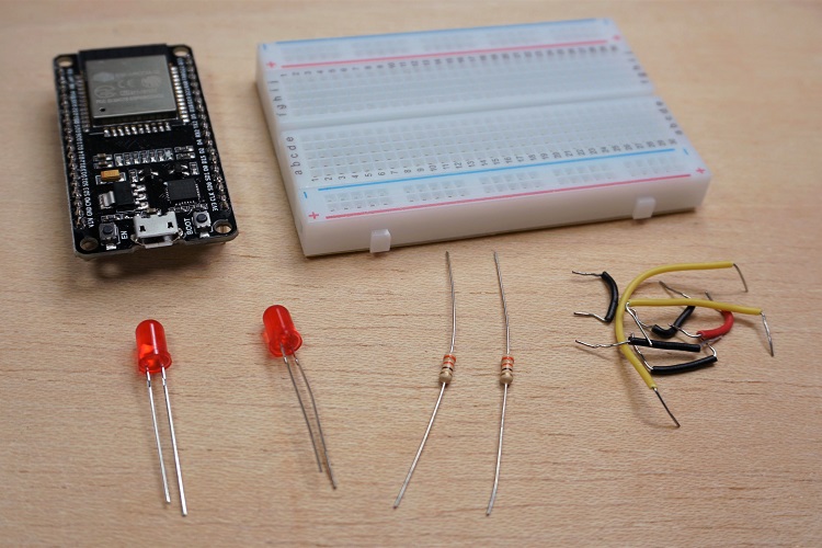 Необходимые компоненты для проекта ESP32 веб-сервера с точкой доступа