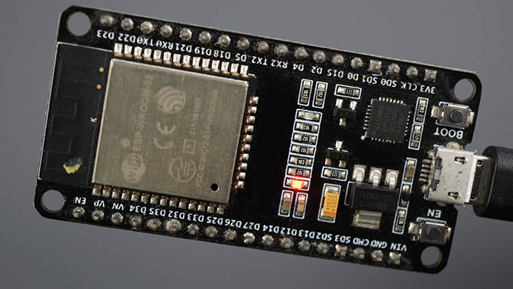 Встроенный светодиод ESP32 выключен LOW