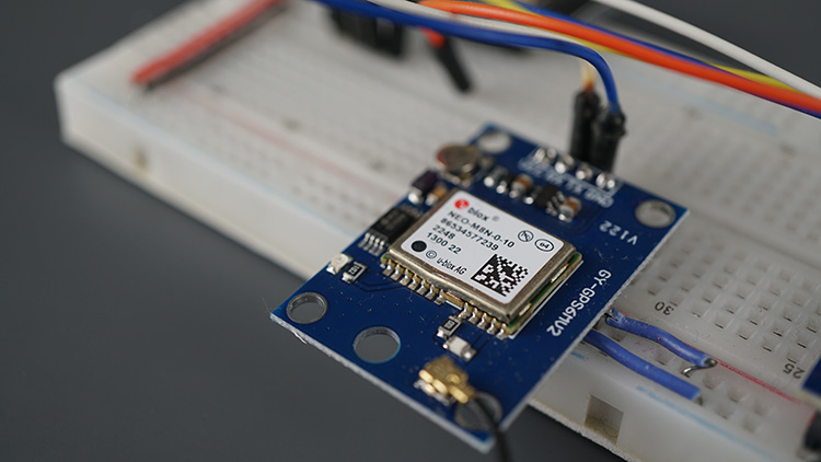 ESP32 с GPS-модулем NEO-M8N — получение необработанных данных