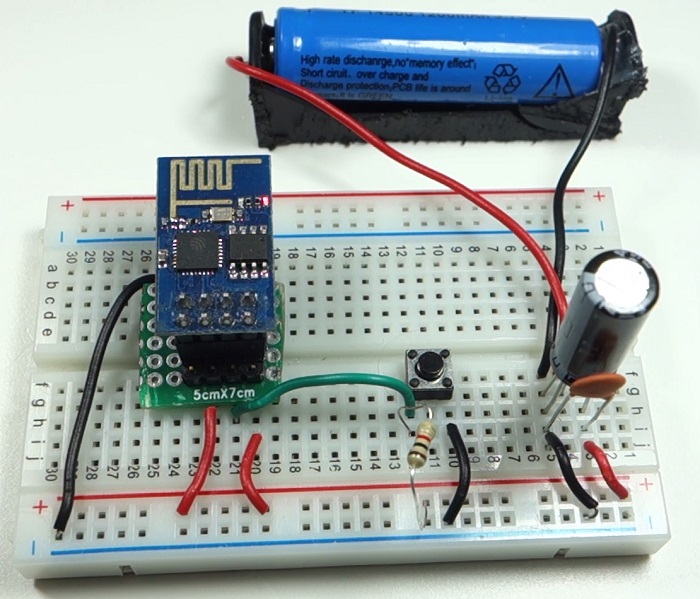 Готовая схема на макетной плате ESP-01 с LDO-регулятором
