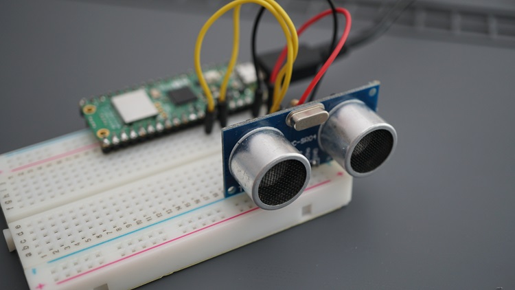 RPi Pico с ультразвуковым датчиком HC-SR04