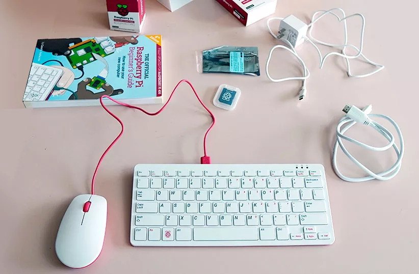 Комплект Raspberry Pi 400